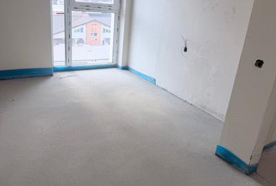 Apartament cu 3 camere,terasa,parcare subterana,,zona Eroilor,etaj intermediar - 4