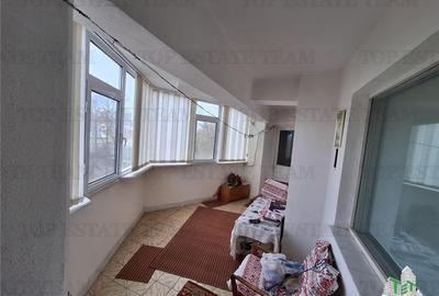 Apartament 3 cam. ultracentral - vanzare - Braila - 8