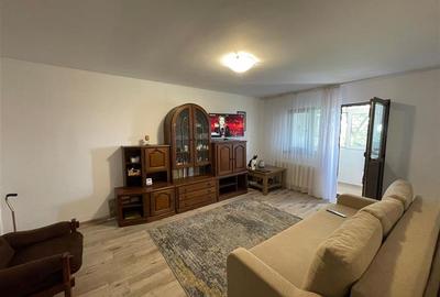 Apartament 3 camere , zona B-dul Brailei - Casa de Pensii Focsani,65mp , decoman - 2