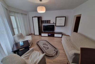 Bd mamaia spitalul militar-apartament 2 camere decomandat mobilat complet - 1