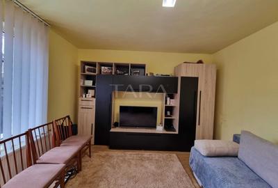 Casă / Vilă cu 4 camere de vânzare în zona Campului - 2