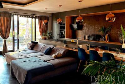 Apartament cu 3 camere semidecomandat în Borhanci