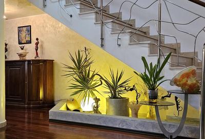 DISPONIBIL IMEDIAT VILA SUPERBA- IANCU NICOLAE - 13