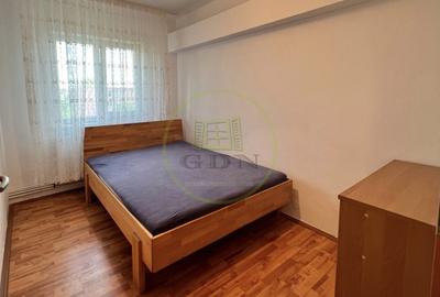 Apartament 3 camere, decomandat, cartier Sarari, zona Liceu Henri Coanda - 4