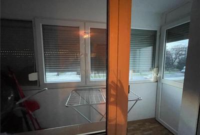ARADULUI - ETAJ 1 - LIFT - BLOC IZOLAT - 3 CAMERE - 2 BAI - DECOMANDAT - 8