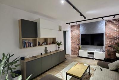 Apartament cu 4 camere semidecomandat, mobilat în Gorjului