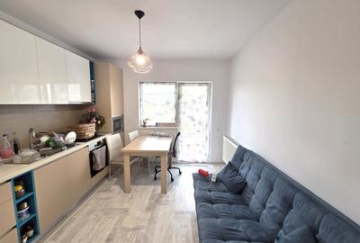 Apartament cu 2 camere semidecomandat, mobilat în Zorilor