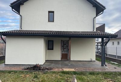 Casa Individuala, 5 camere, 120 mp, teren liber 450 mp, Chinteni - 4