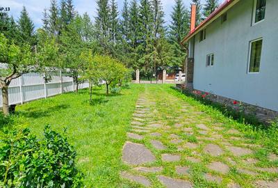 Casa cu o priveliste de vis, in inima naturii. com.Tarcau - 1