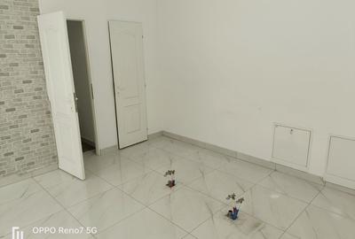 Spatiu comercial de închiriat - 10