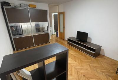 Garsoniera Dristor, 4 minute de metrou, stradal, mobilată si utilată complet - 3