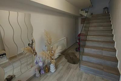 Duplex de vanzare de 140mp , teren 365mp zona : Floresti Narciselor - 17