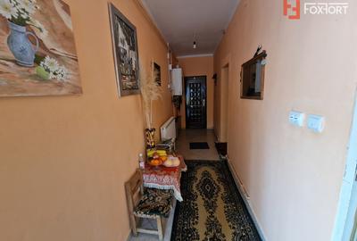 Casa individuala de vanzare cu 4 camere si teren de 800 mp - Recas - 17