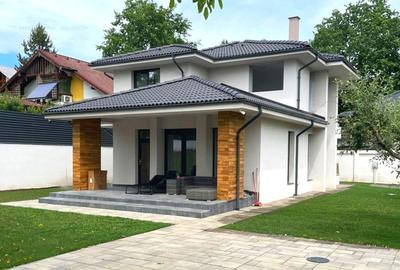 *Vila Bucium-Visan* - 650mp teren - *toate utilitatile* - 1