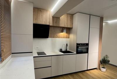 Apartament 2 camere balcon si parcare zona Strand - 8