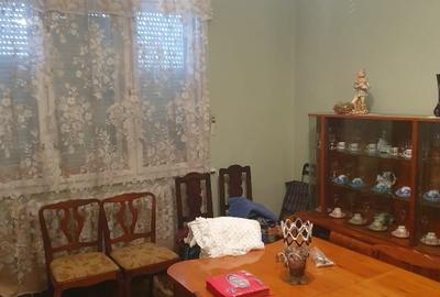 Casa luminoasa,situata in zona linistita si cu gradina - 7