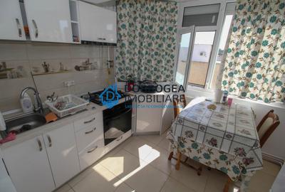 Spitalului, 2 cam transformat in 3, renovat, centrala, mobilat si utilat - 7