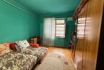 Apartament cu 2 camere semidecomandat, mobilat în Calea Victoriei