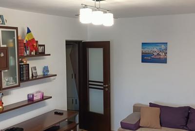 Apartament 3 camere DECOMANDAT, Piata Alexandru cel Bun ! - 7