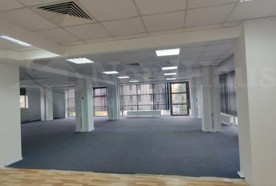 Spatii comerciale si birouri premium – acces dublu, parcare privata - 1