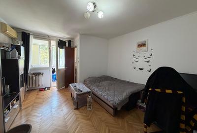 Garsoniera | Titan | Renovat | Balcon | Proximitate Metrou - 1
