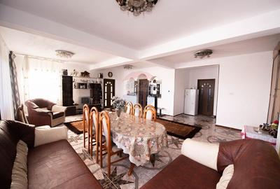 Casa individuala cu 6 camere de vanzare Singureni - 7