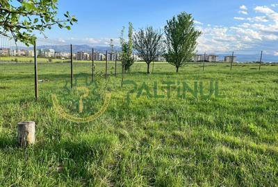 Teren intravilan de vânzare – 440 mp, împrejmuit, Sibiu - 1