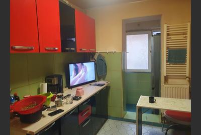 Apartament 3 camere decomandat – Zona Centrală, Târgu Jiu. COMISON 0% - 6