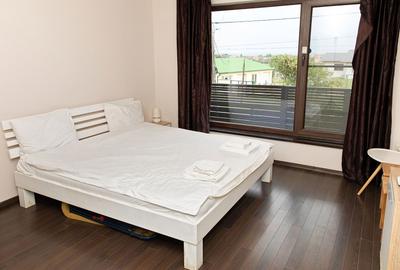 Vilă 5 dormitoare, 4 băi, 2 248mp teren, piscină. Preț: 229 000 E. - 34