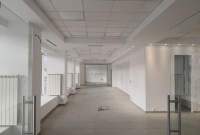 Gara de Nord, spatiu comercial suprafata 250 mp, vitrina 27 ml - 3