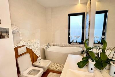 PENTHOUSE 180 MP , 250 MP TERASA,  PRIVELISTE DEOSEBITA ! - 10