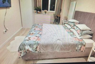 Apartament cu 2 camere semidecomandat, mobilat în Central