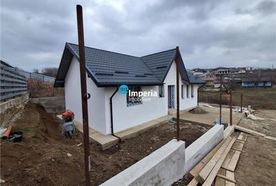 Casă individuală cu 3 camere în Bucium
