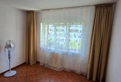 2 camere de vanzare , etaj superior, central  Focsani - 11