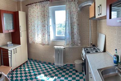 Proprietar, inchiriez apartament 3 camere, Bdul. Tineretului - 7