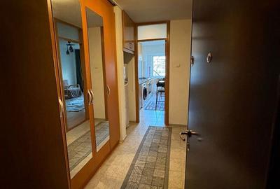 Garsoniera  spatioasa zona - Unirii - 3