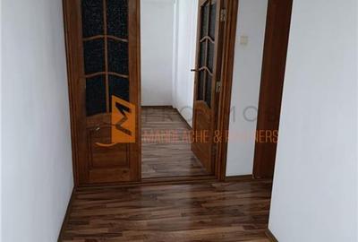 Apartament 4 camere confort 1 decomandat  zona ultracentrala - 8