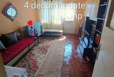 Apartament cu 4 camere decomandat în Tomis Nord
