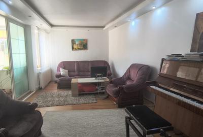 OFERTA DEOSEBITA STADION CASA CU 5 CAMERE, 165 MP PRET 199000 EURO - 2