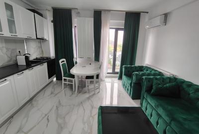 Apartament cu 3 camere semidecomandat, mobilat în Exterior Sud