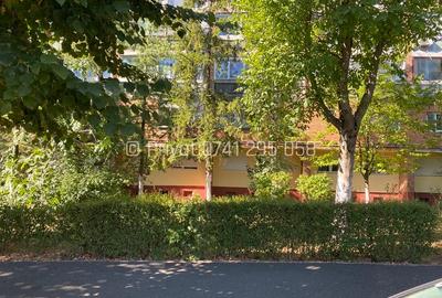 Apartament cu 2 camere, decomandat, zona Polivalenta - 2