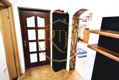 Vand casa Indivduala cu 4 camere in comuna Giroc/ pret 186000 euro - 2