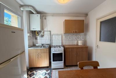 Apartament 3 camere, etaj intermediar - Bulevardul Saturn - 7
