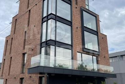 Inchiriere cladire de birouri, clinica, zona Leroy Merlin - 1