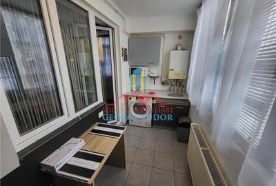 Inchiriere 2 camere Militari residence - 6