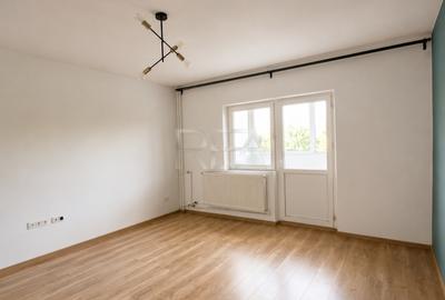 2 camere Mall Vitan decomandat, inst. schimb., et. 3, an 1994, metrou - 3