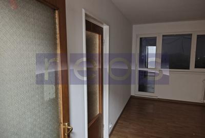 Apartament cu 2 camere decomandat în Drumul Taberei