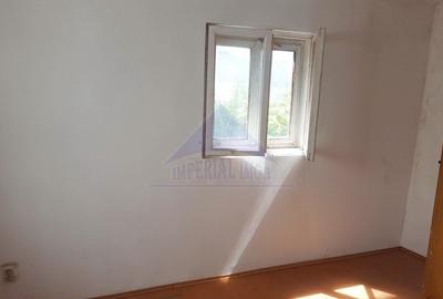 Nuci - Vila spatioasa la pret de apartament, pretabila si pentru doua familii - 8