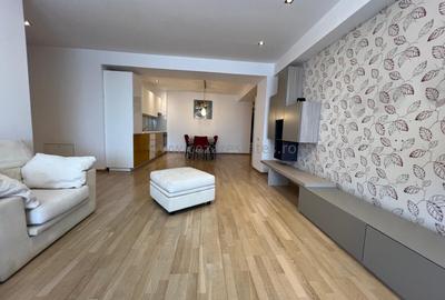 Apartament cu 3 camere decomandat, mobilat în Iancu Nicolae