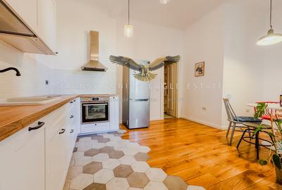 Apartament superb si spațios situat in cladire istorica/Central - 9